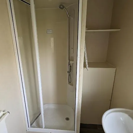 A&J Caravan 14 Kinmel Bay Экстерьер фото